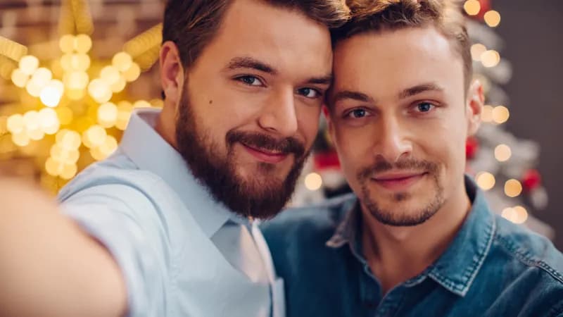 JOYEUSE FÊTE DE NOUVEL AN GAY 2025