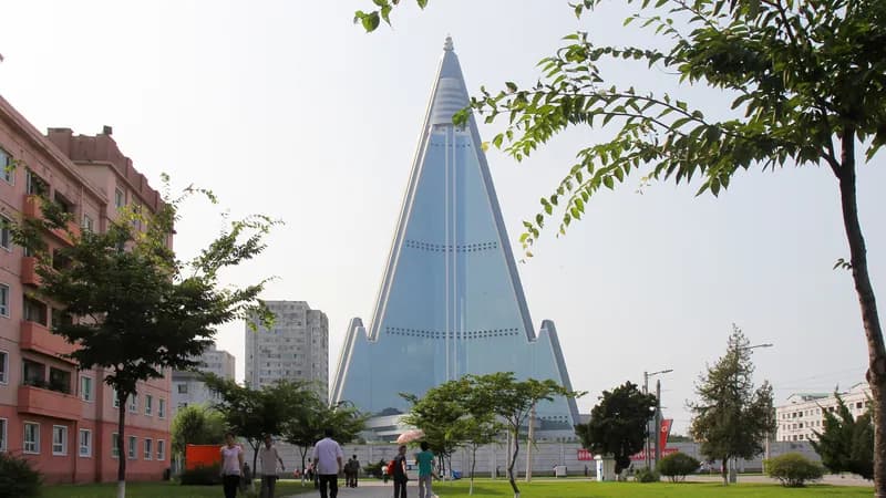 Hotel Ryugyong en Pionyang: La gran construcción fallida de Corea del Norte permanece inconclusa
