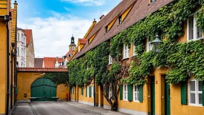 Fuggerei in Augsburg attracts 200,000 visitors