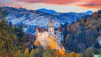TRAVELBOOK names twelve destinations for October 2026