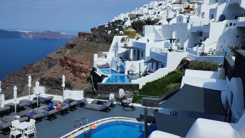 Pegasus Suites & Spa Hotel