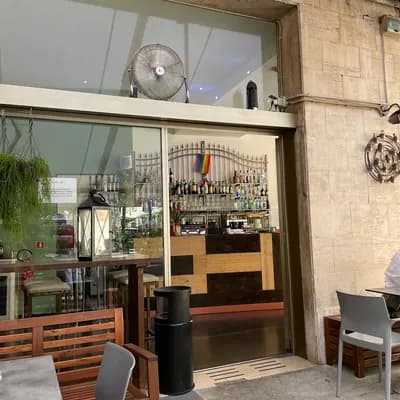 Lucla Cafe