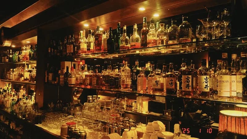 Marsalis Bar