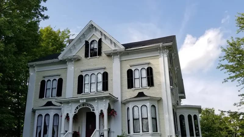 Blair House Heritage Inn (B&B)