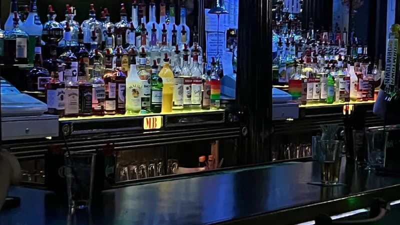 MB Lounge