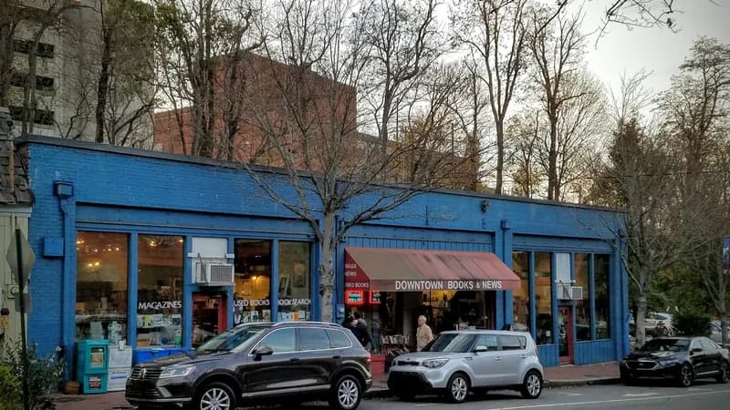 Downtown Books & News