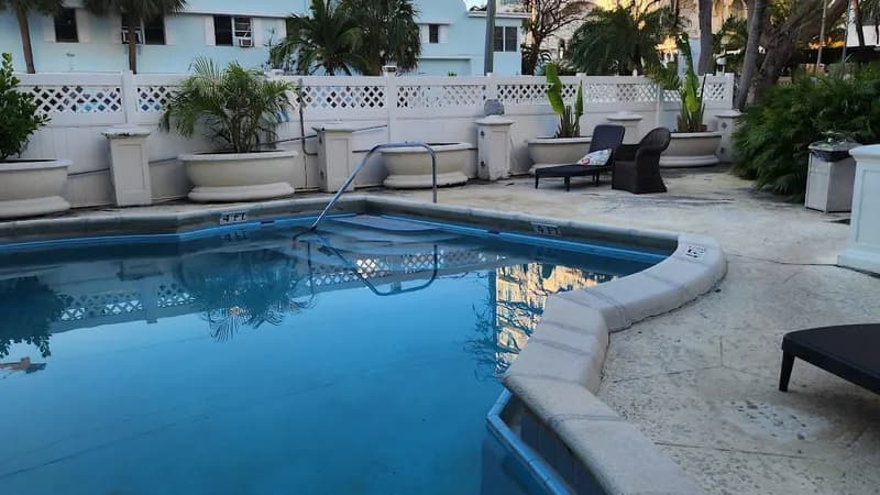 Granada Inn