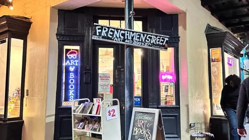Frenchmen Art & Books