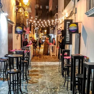 Mad Bar