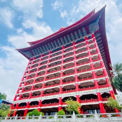 Grand Hotel