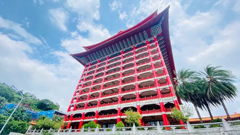 Grand Hotel