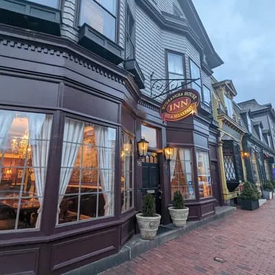 Hydrangea House Inn