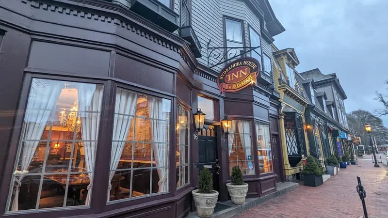Hydrangea House Inn