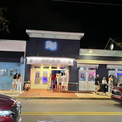 Aqua Bar and Nightclub