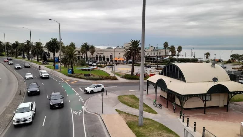 Saint Kilda Beach Hotel