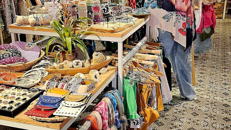 Meow stores Curaçao