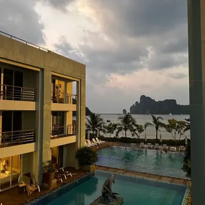 Phi Phi Harbour View Hotel