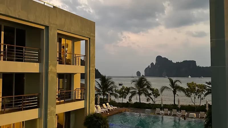 Phi Phi Harbour View Hotel