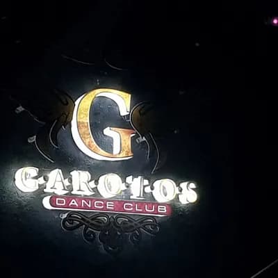 Garotos Dance Club