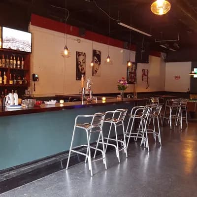 The Q Lounge