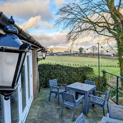 The Gateway Inn