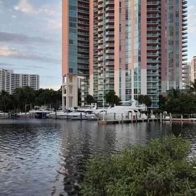 Aventura Arts & Cultural Center
