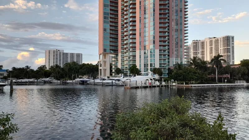 Aventura Arts & Cultural Center