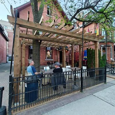 T's Pub