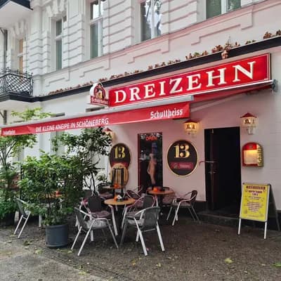 Dreizehn