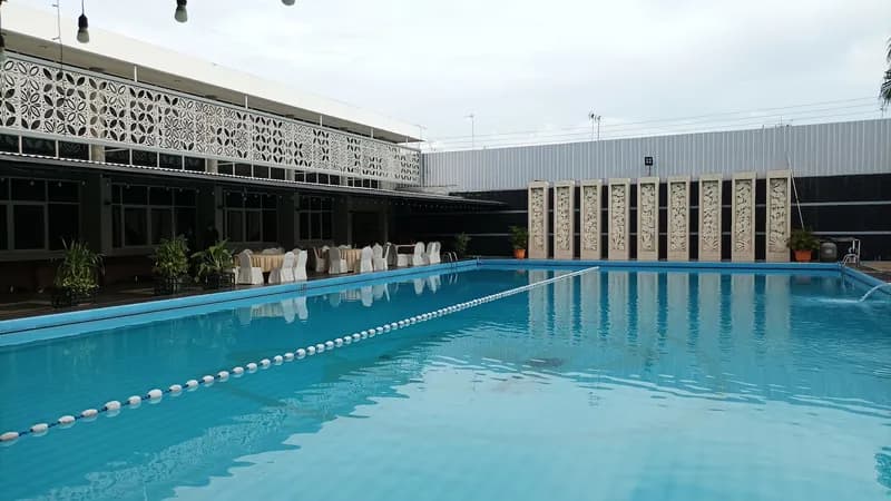Nirwana Hotel