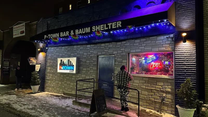 P Town Bar