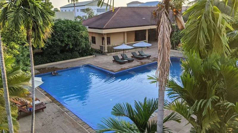 Angkor Hotel