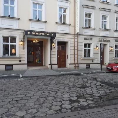 Metropolitan Boutique Hotel