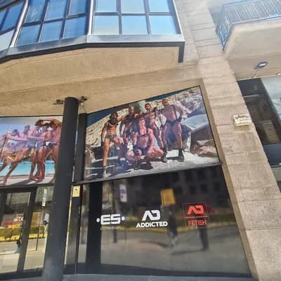 ES Collection / Addicted (Barcelona)