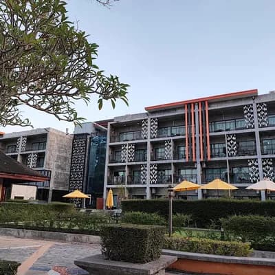 Maneetel Krabi Beachfront