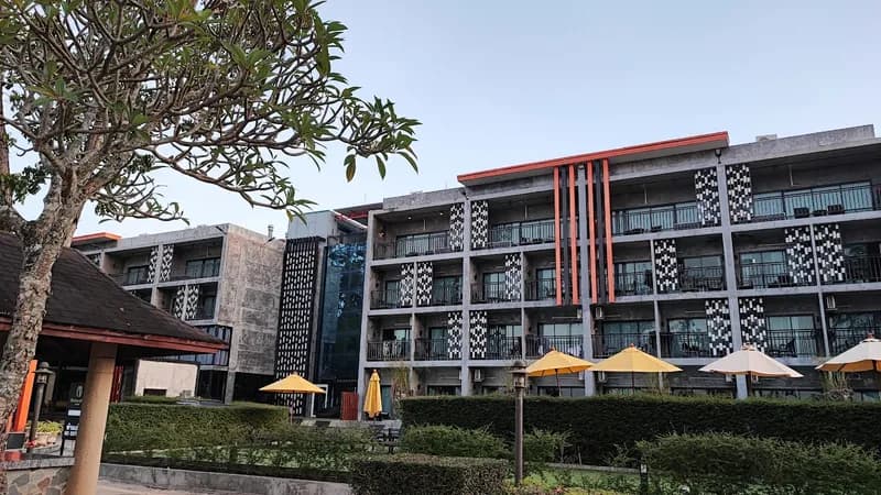 Maneetel Krabi Beachfront