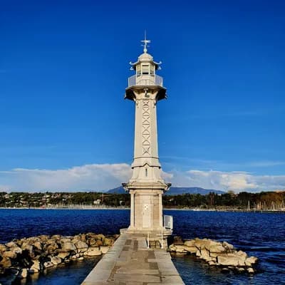 Phare des Pâquis