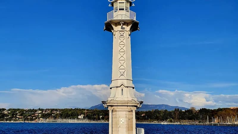 Phare des Pâquis