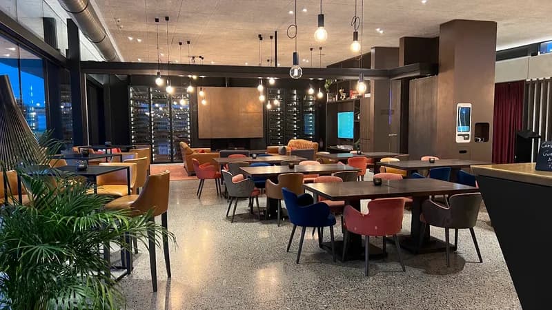 The National Brasserie & Bar