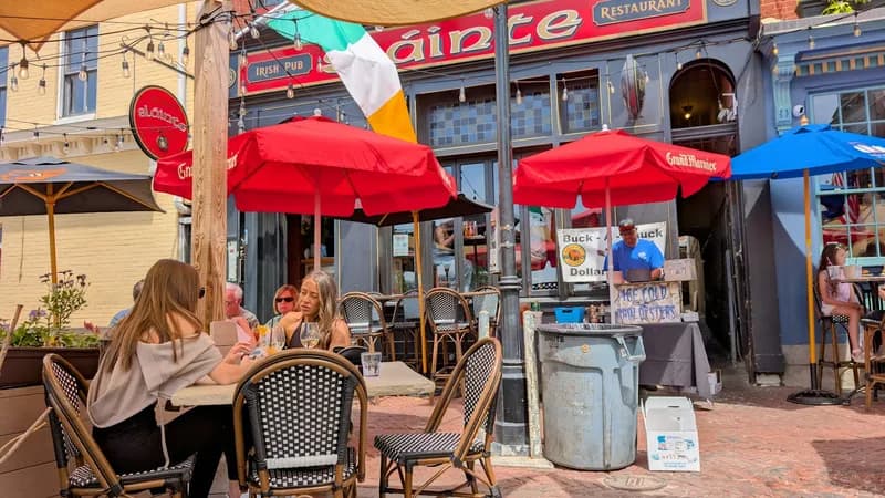 Slainte Irish Pub and Restaurant