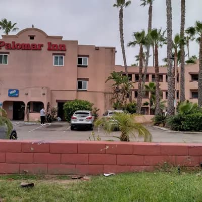 Palomar Inn