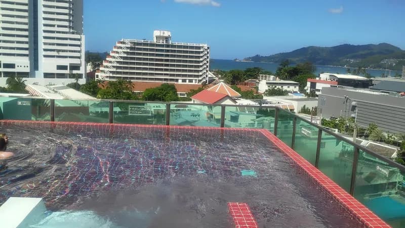 SLEEP WITH ME HOTEL design hotel @ patong