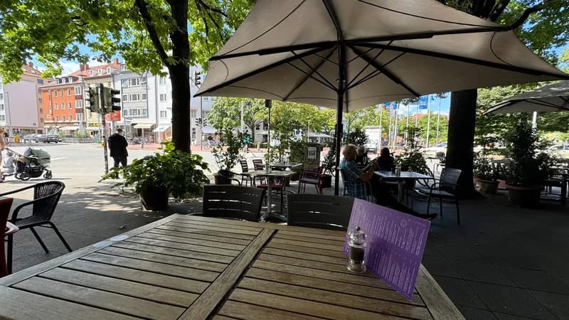 Cafe Mezzo