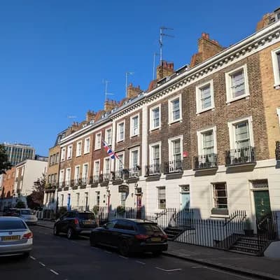 Holly House Hotel London