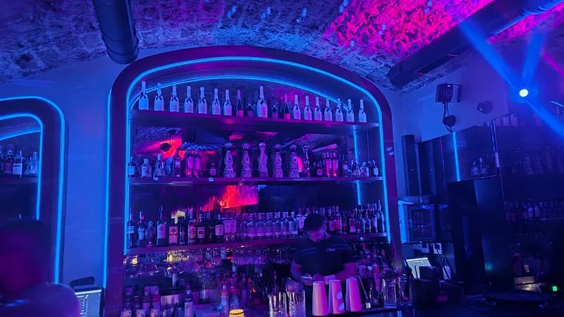 MILK fun area & cocktails