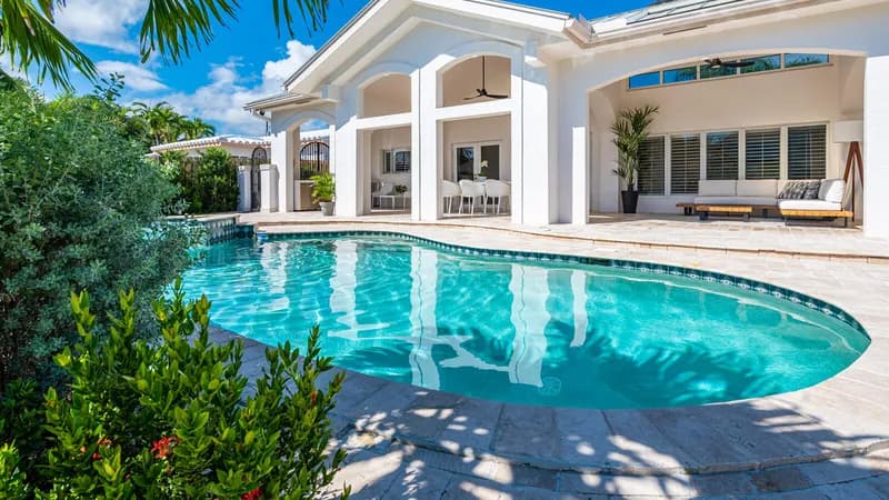 Waterfront Paradise