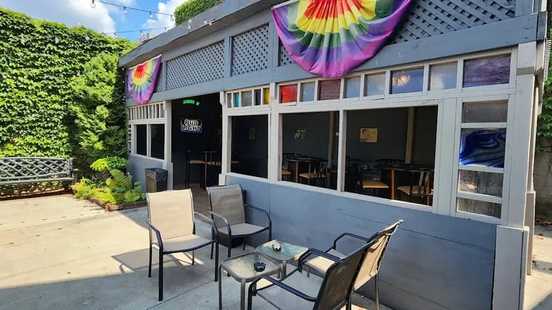 Tremont Lounge