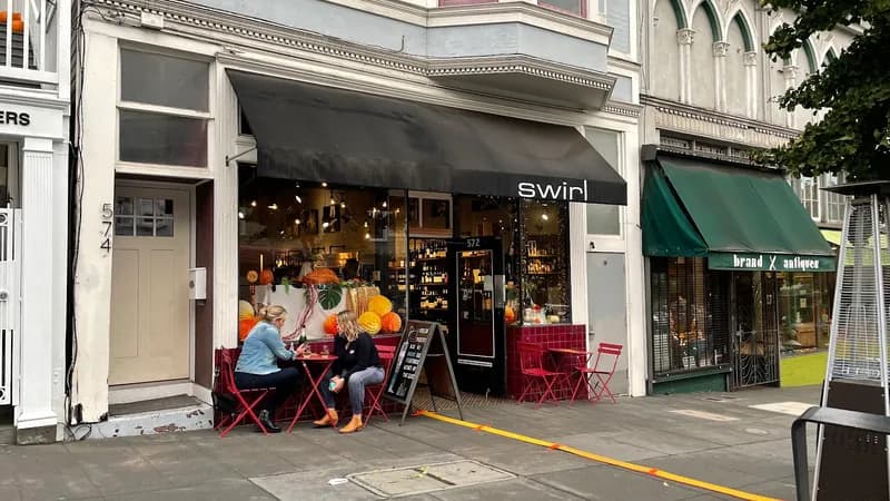 Swirl On Castro