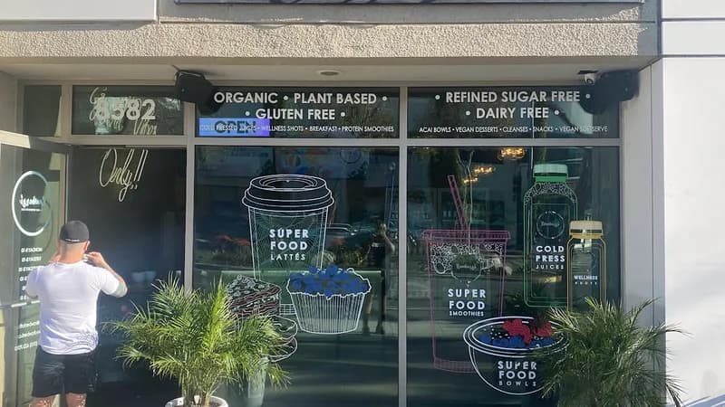 Rawberri Superfood Cafe