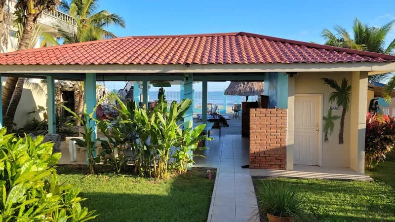 Diving Pelican Inn
